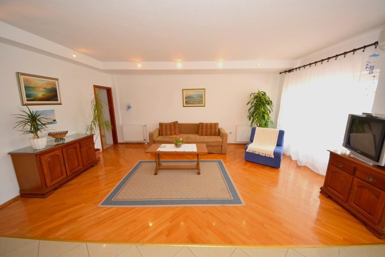 Apartment Ivanita Orebić Екстериор снимка